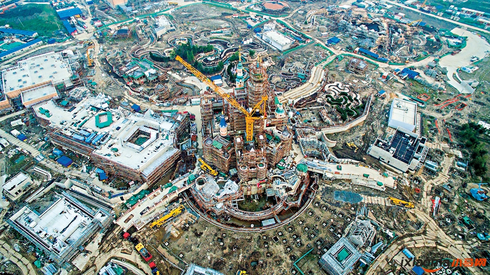 【上海迪士尼乐园6月1日正式开业，该项目建设过程中，重要配套工程】